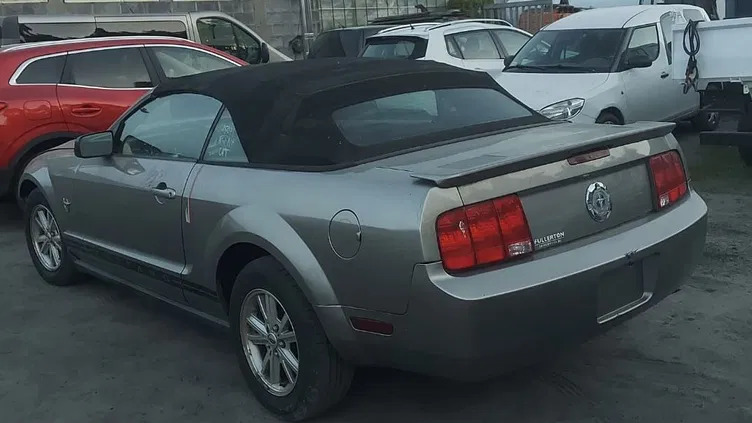 wielkopolskie Ford Mustang cena 26500 przebieg: 136000, rok produkcji 2009 z Ostrołęka